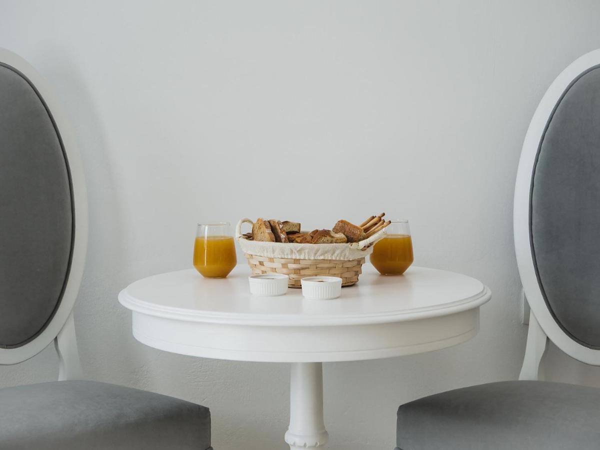 Anthemis Suites Imerovígli Buitenkant foto